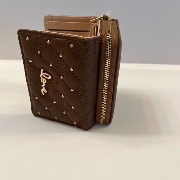 Quilted Studded Love Wallet - Dark Brown - Gift Idea - Picture 4 of 7